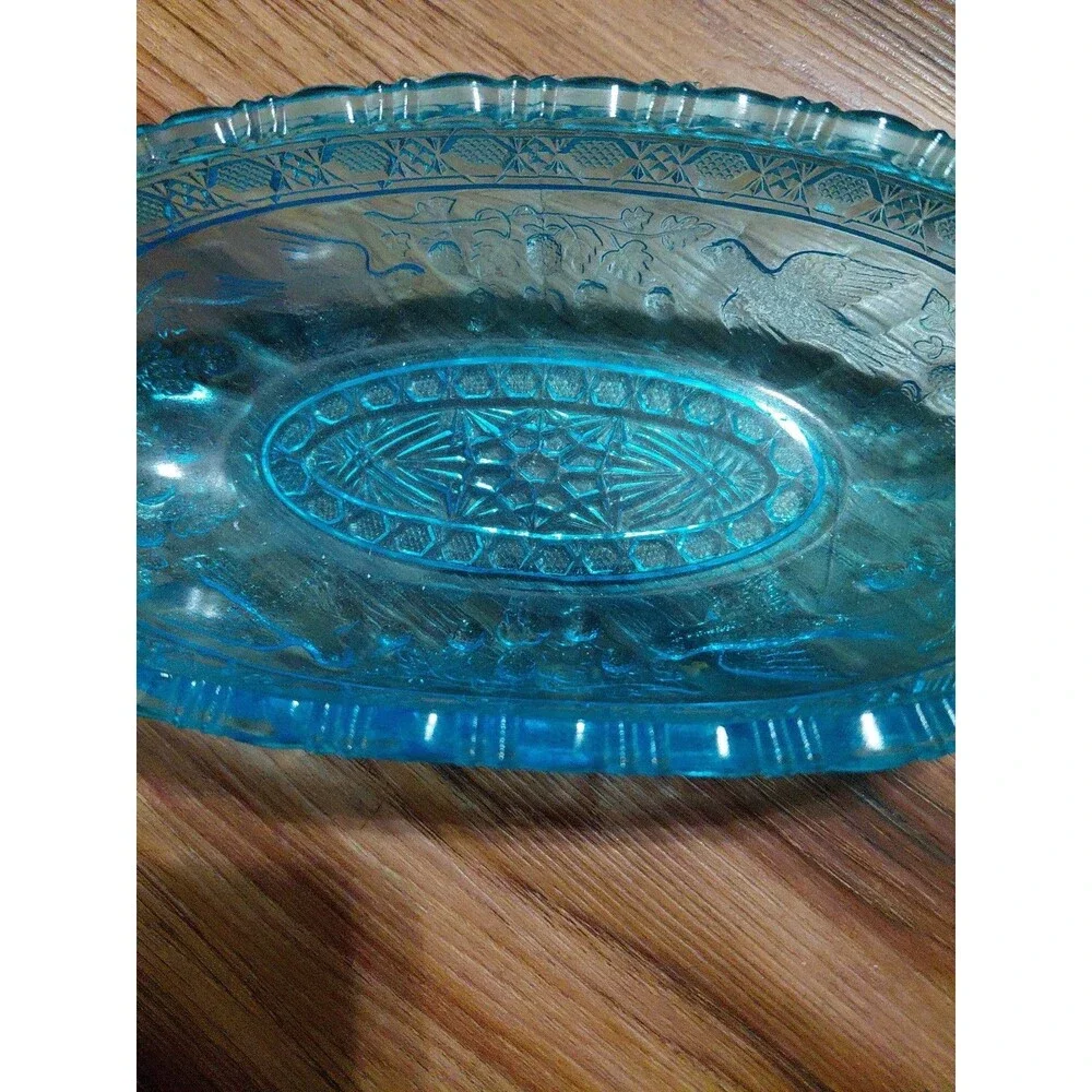 Vintage Tiara Indiana Blue Glass Relish Candy Dish With Doves, Birds & Berries